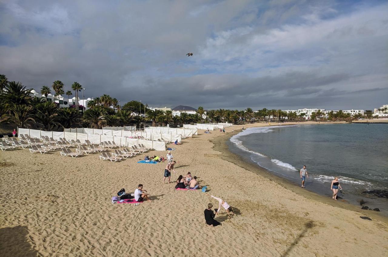 Ground Floor Apartment Suite With Private Garden, Los Charcos Costa Teguise Buitenkant foto
